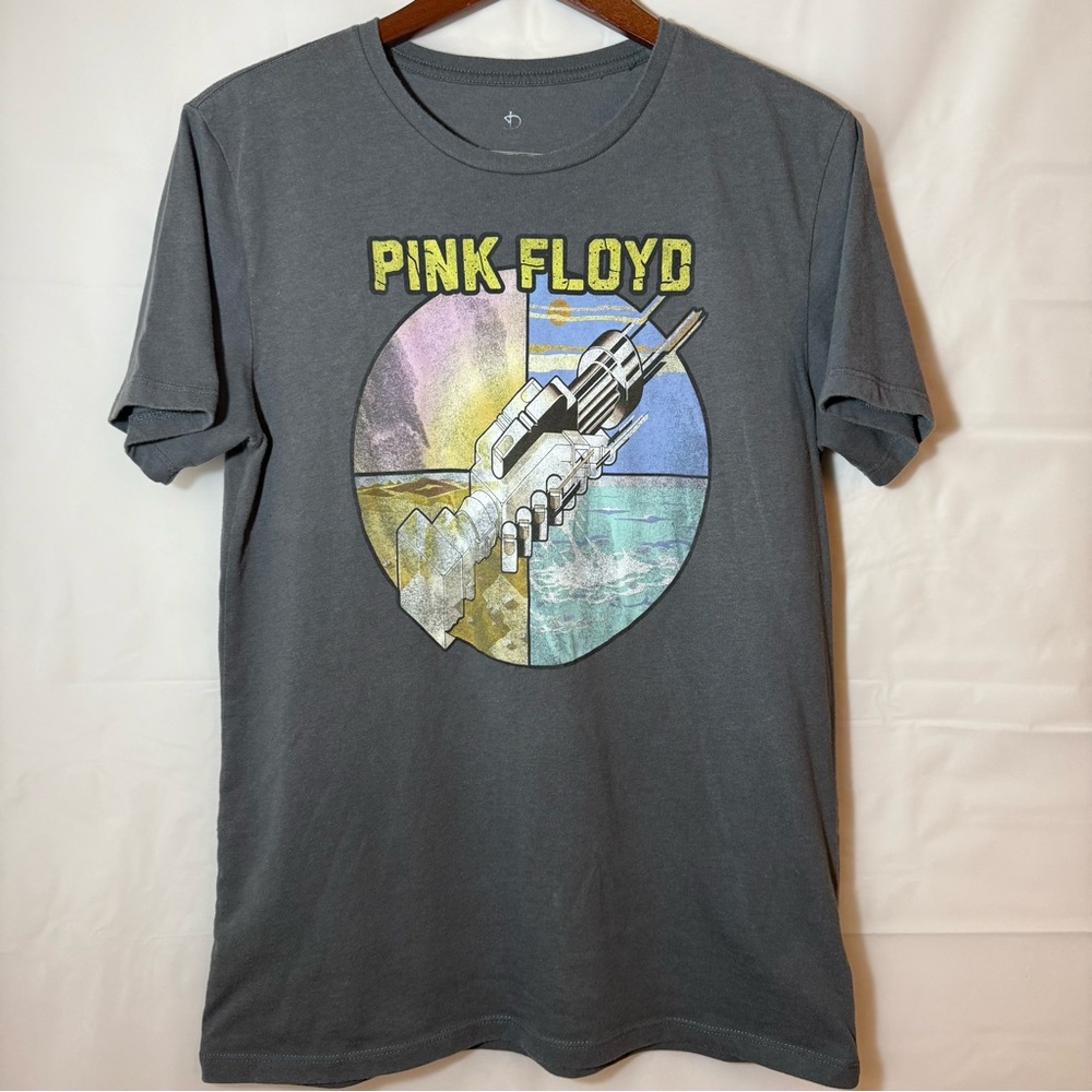 Pink Floyd “Wish You Were Here”Graphic T-Shirt - Medium